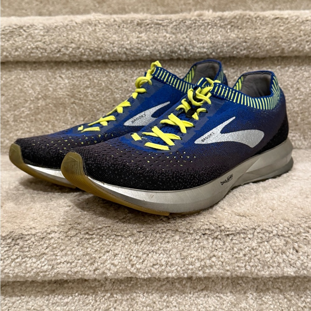 Mens Brooks Levitate 2 DNA AMP Running Shoes 10 Road Run Yellow Silver Blue Blk